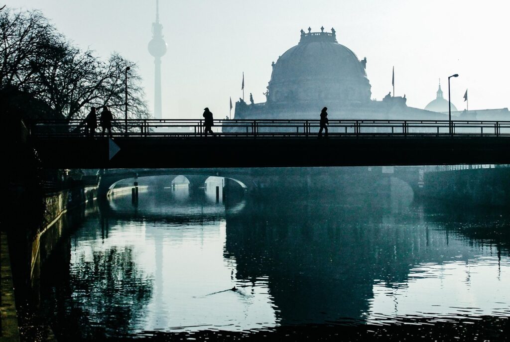 city, berlin, haze, people, bridge, flow, silhouette, fog, morning mood, berlin, berlin, berlin, berlin, berlin